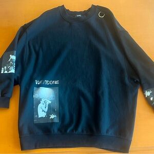 We11done “Welldone” jumper - black with rock inspired prints